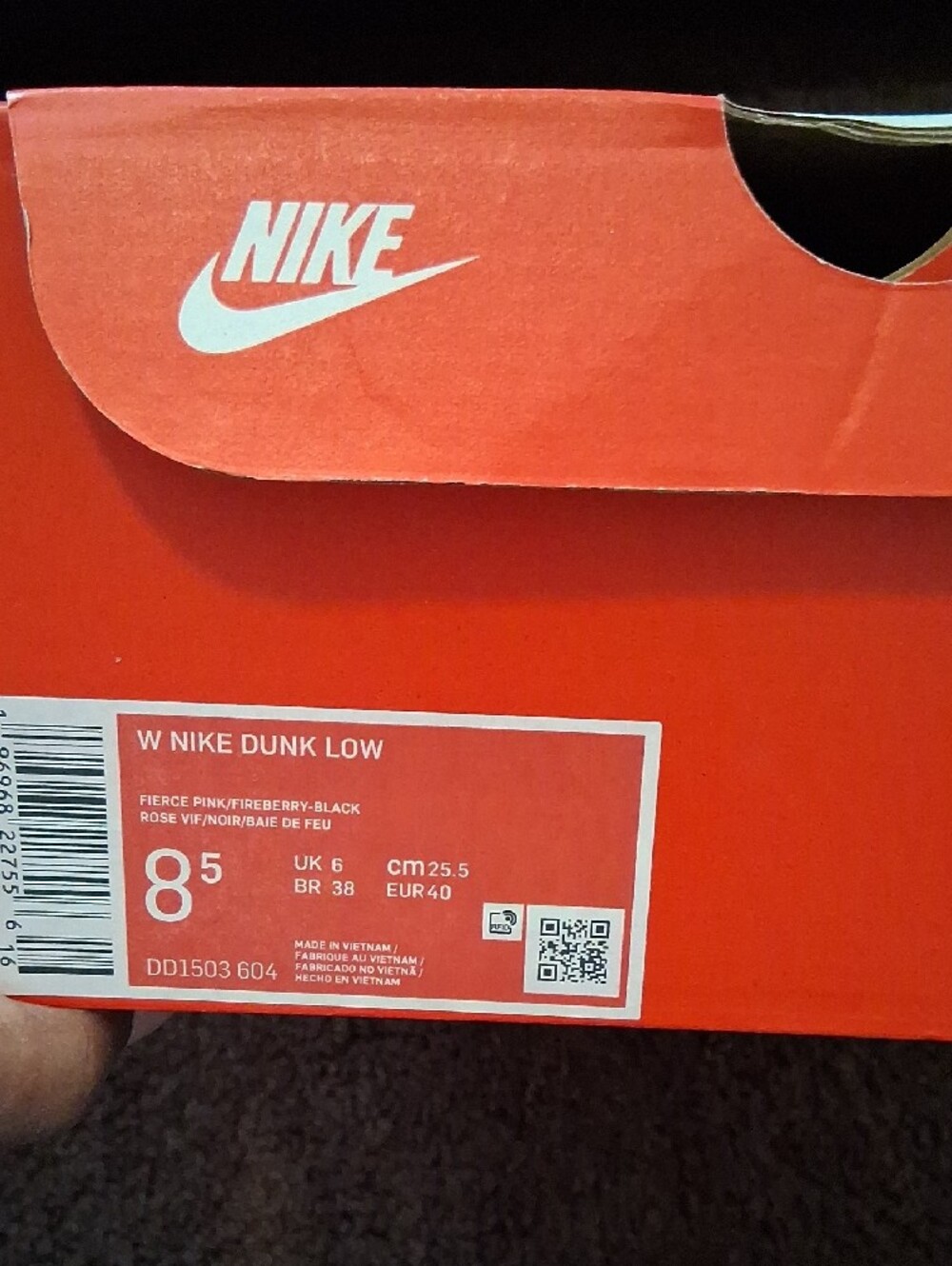 Pink And Black Nike Dunks. - Picture 4 of 4